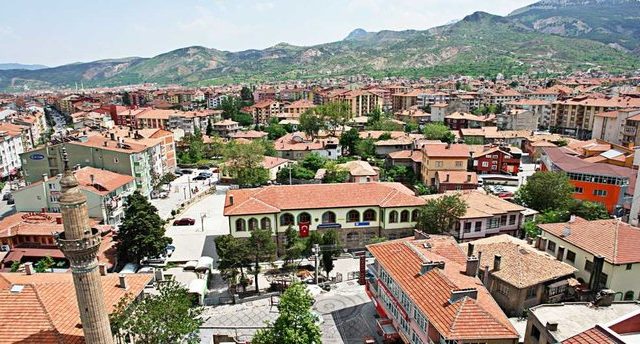 ısparta bahçelievler mahallesi hurdacı